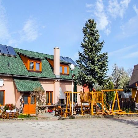 Penzion Eliska Штявницке-Бане Экстерьер фото